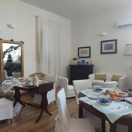 Palazzo Merello Bed & Breakfast *